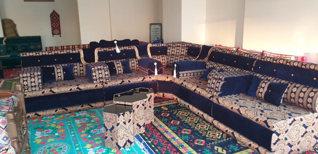Floor Cushions Loveseats Arabic Majlis Sectional Sofa Maroon Arabic Floor Sofa Seating Set Ottoman Couch Sofa + Rug Traditional Floor Couches 